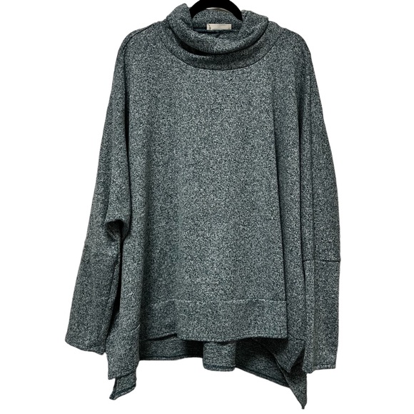 Zenana Outfitters Sweaters - Zenana Women’s Cow Neck Tunic Sweater Size 3X Preowned Excellent Condition